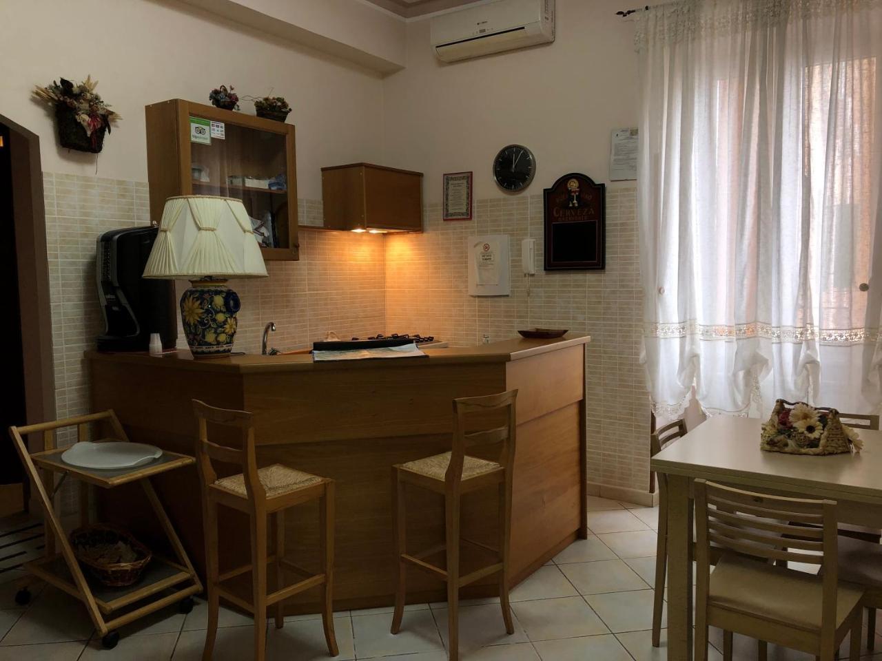La Dolce Vita Romana Bagian luar foto